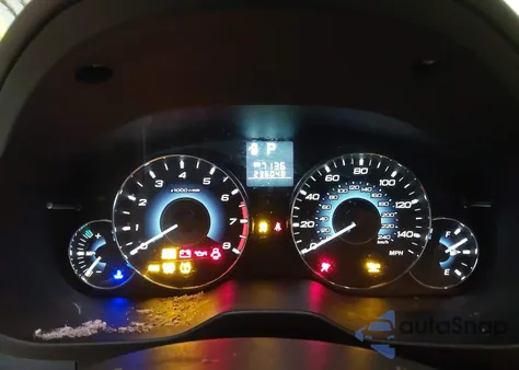 2010 Subaru Outback 2.5I Premium z USA, uszkodzony, nr VIN 4S4BRCCC0A3326995